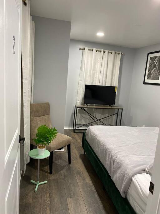 Villa Modern 3Bed 2Bath Ranch With Diy Art Porch 3Tvs And Huge Front Yard To Enjoy! Calumet City Esterno foto